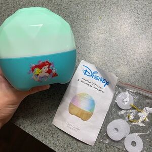 Bluetooth LED Diffuser Speaker with Scent pads